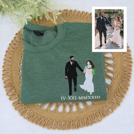 Custom Embroidered Wedding Portrait Sweatshirt – Personalized Bride & Groom Photo Sweatshirt with Roman Numeral Date – Unique Wedding or Anniversary Gift