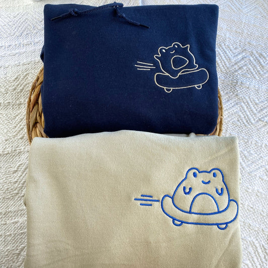 Custom Embroidered Skateboard Frog Matching Hoodies for Couples