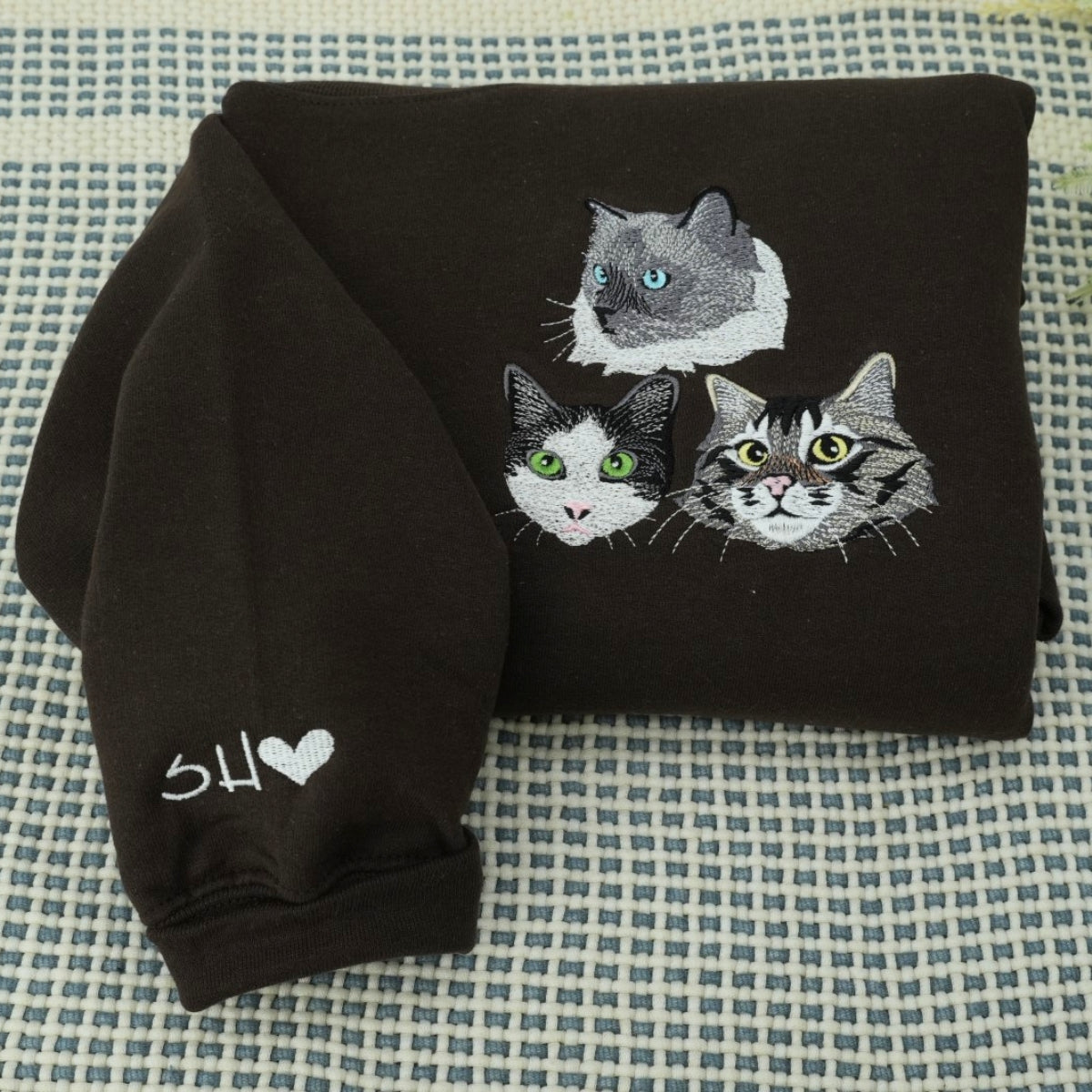 Cats Portrait Hoodies - Multi Pet Face Embroidered Sweatshirts - Custom Cat Family Collection Gift