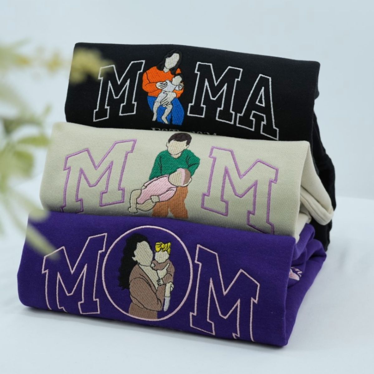 Custom Mama Hoodies - Multi Child Family Embroidered Sweatshirts - Perfect Mother Gift with Kids Names